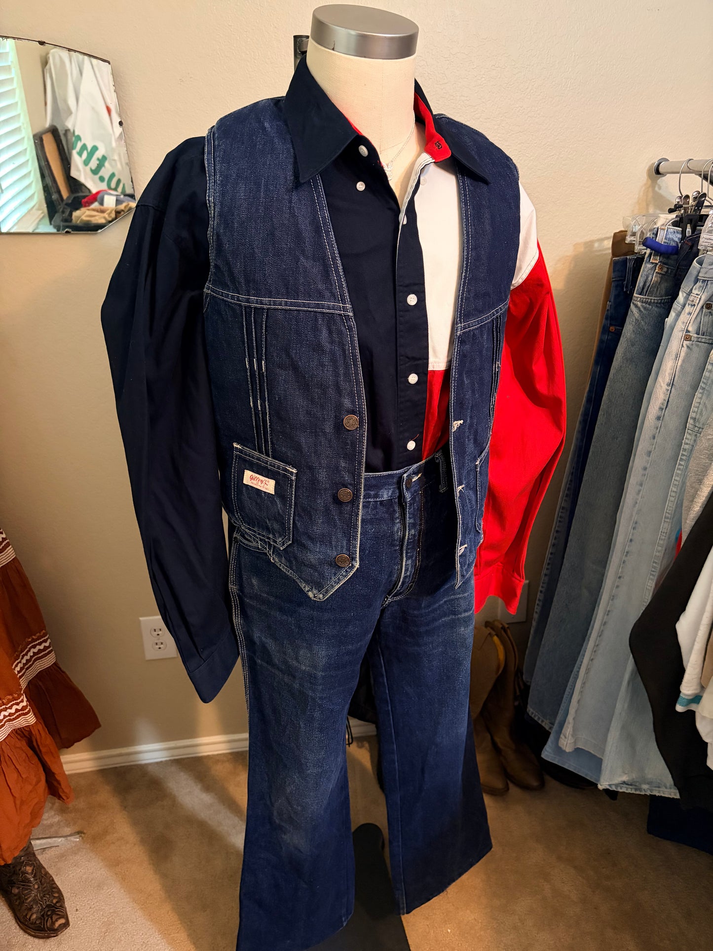 1980's Vintage Gilley’s Pasadena Denim Sherpa Vest