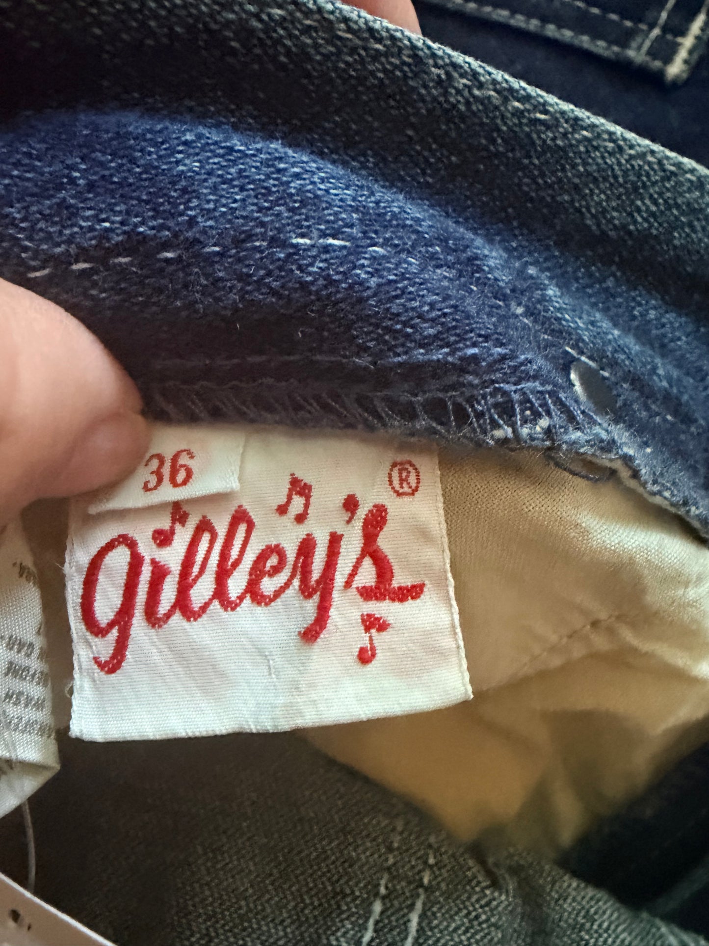 1980's Vintage Gilley’s Pasadena Embroidered Indigo Denim Jeans