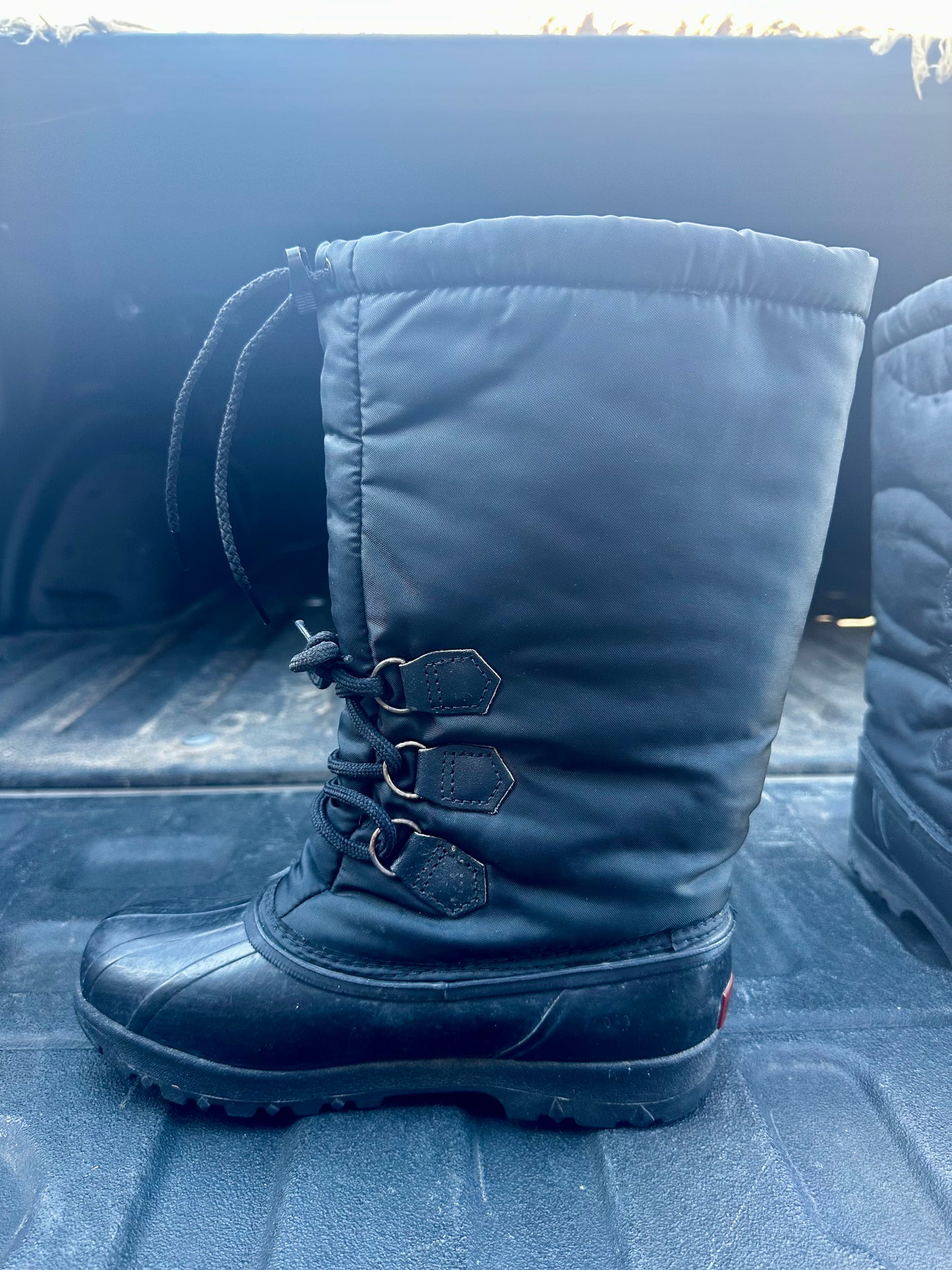 Vintage Women’s Sorel Snow Boots