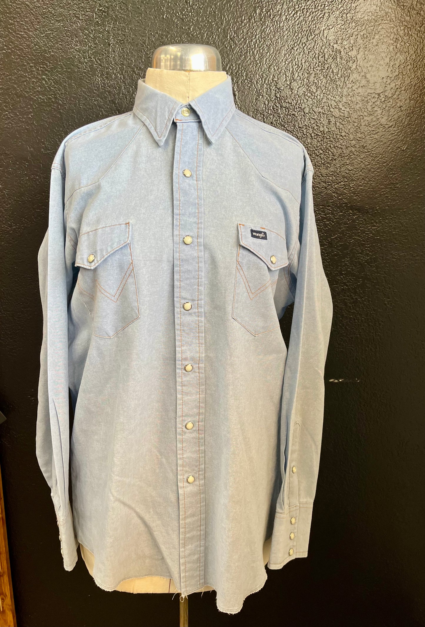 Vintage Wrangler Chambray Demin Pearl Snap