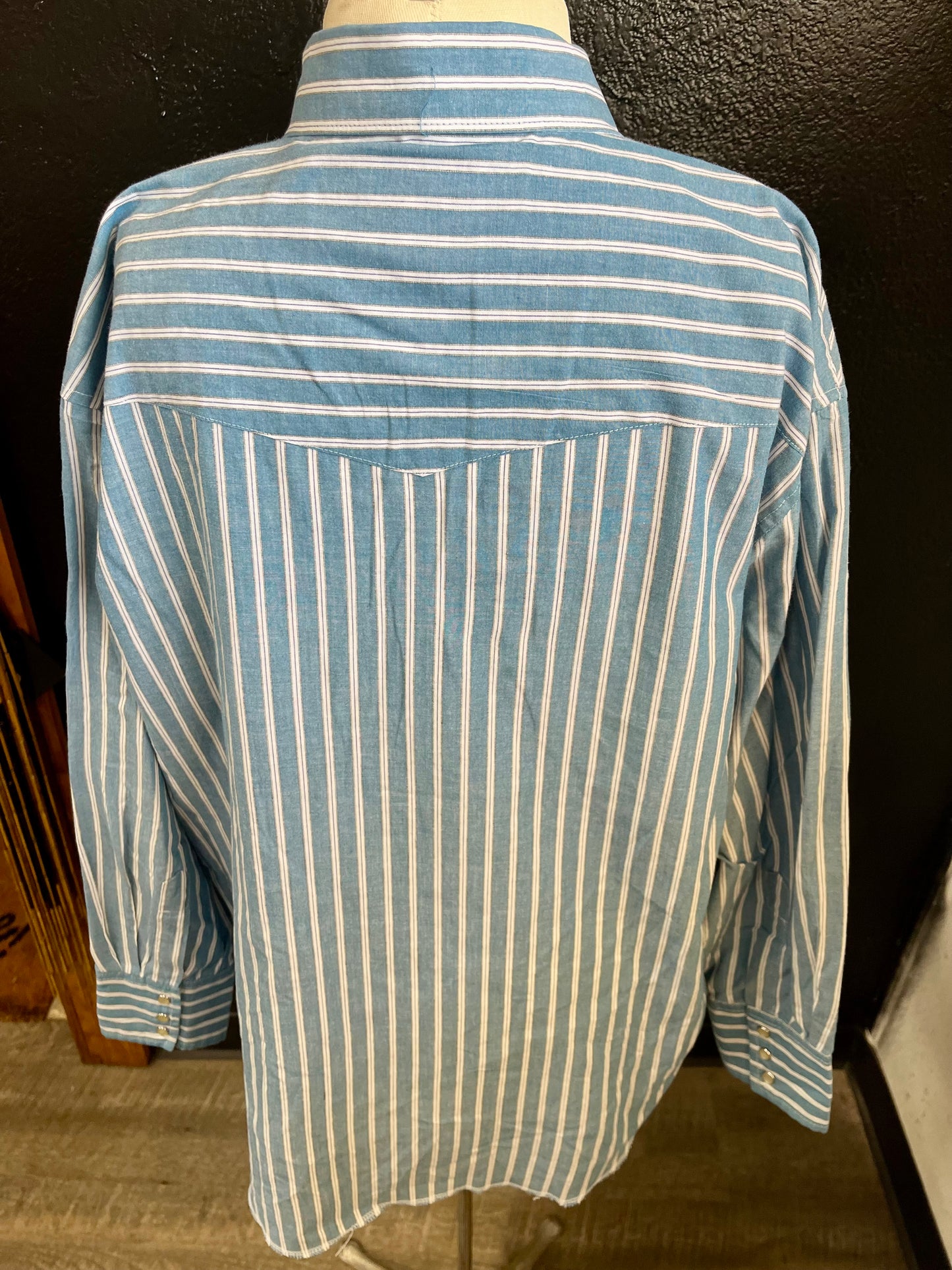 Vintage Wrangler Pearl Snap