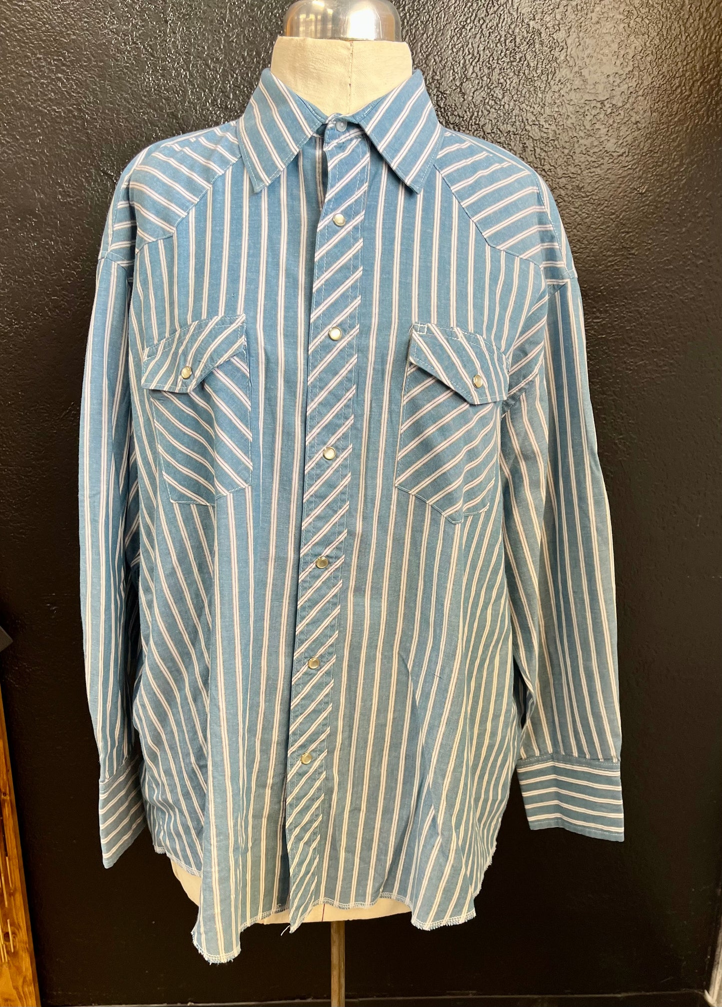 Vintage Wrangler Pearl Snap