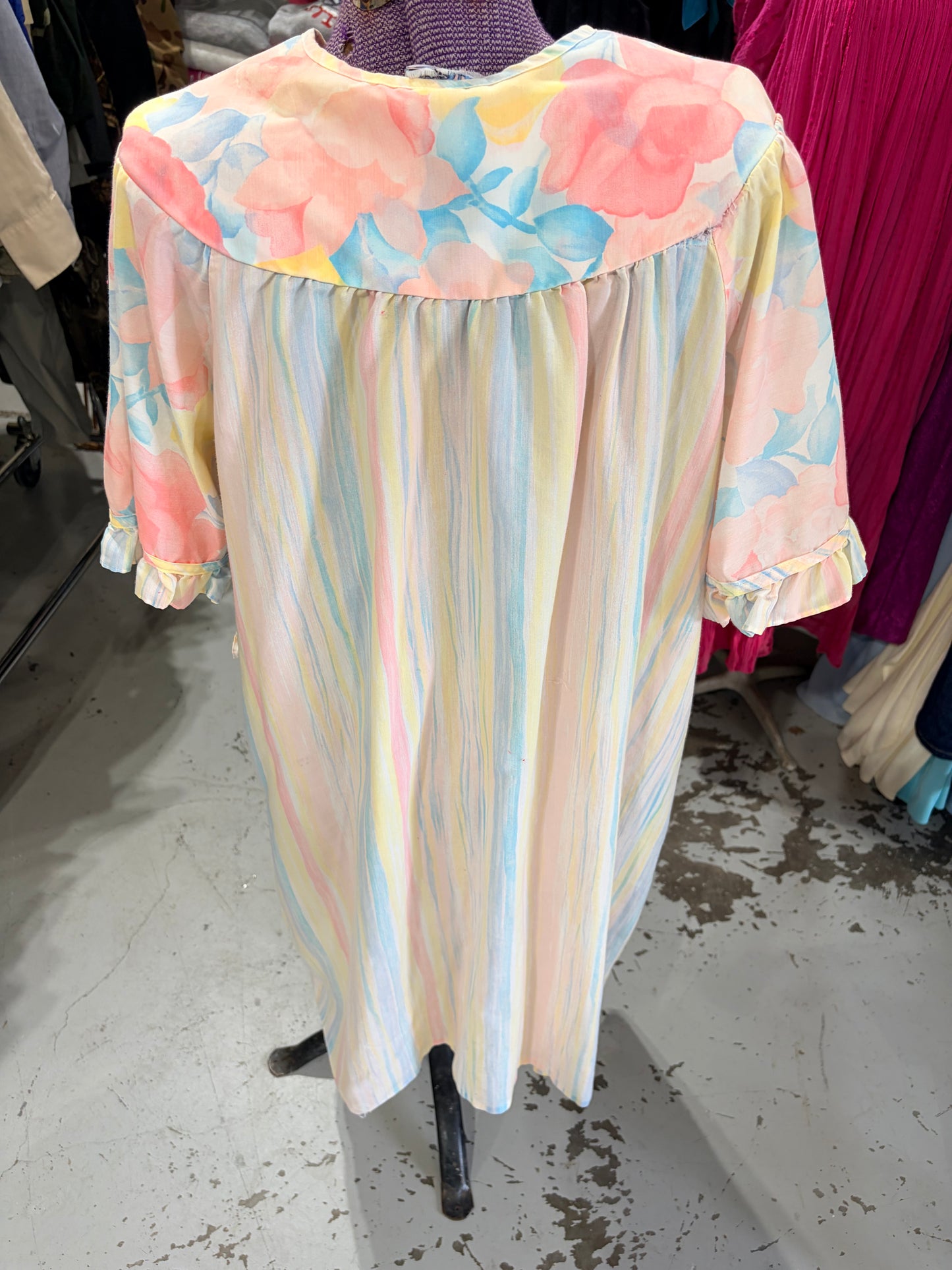 80’s All Day Cafe Snap Front MuuMuu